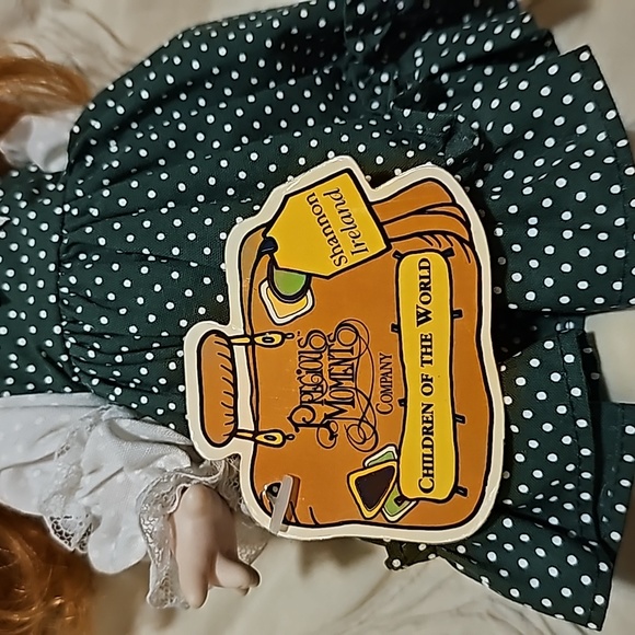 Precious moments doll - Picture 5 of 5